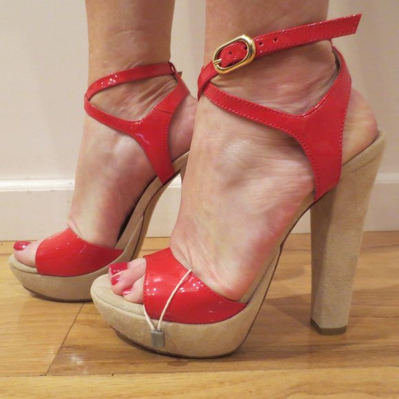 LAST CHANCE NIB CHON Red Leather Patent & Cream Suede SEXY Platform Sandals - Picture 3 of 10